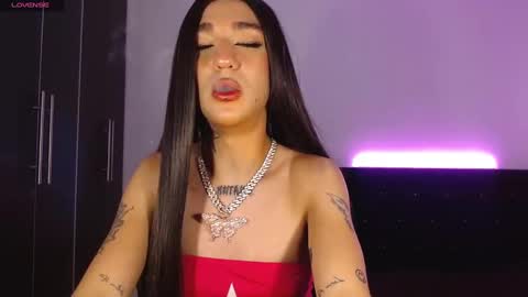 Snapshot of mikee_g chatting on December 2024 07:49:02 AM ZARA BLARE online show from December 2024 07:49:02 AM