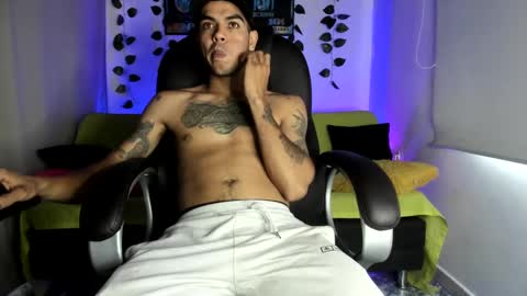 mikee_scooth online show from September 2025 05:29:02 PM