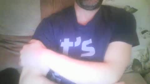 Snapshot of mikehockishuge9 chatting on December 2024 10:10:01 PM mikehockishuge9 online show from December 2024 10:10:01 PM