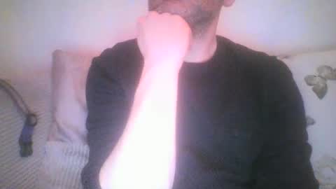 Snapshot of mikehockishuge9 chatting on January 2025 01:47:02 AM mikehockishuge9 online show from January 2025 01:47:02 AM