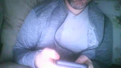 Snapshot of mikehockishuge9 chatting on January 2025 04:05:01 PM mikehockishuge9 online show from January 2025 04:05:01 PM