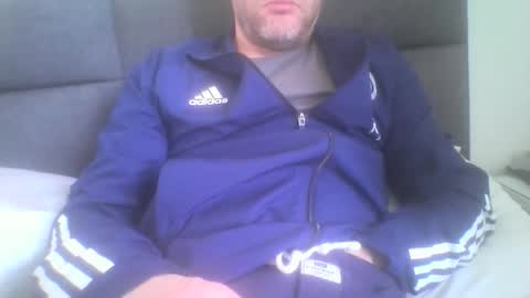 Snapshot of mikehockishuge9 chatting on March 2025 01:49:02 PM mikehockishuge9 online show from March 2025 01:49:02 PM