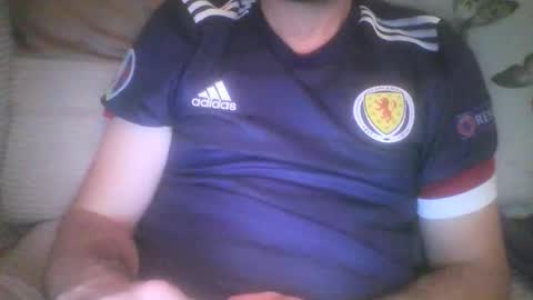 Snapshot of mikehockishuge9 chatting on September 2025 09:25:02 PM mikehockishuge9 online show from September 2025 09:25:02 PM