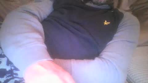 Snapshot of mikehockishuge9 chatting on October 2025 11:03:02 PM mikehockishuge9 online show from October 2025 11:03:02 PM