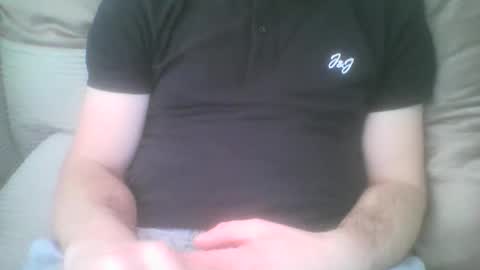 Snapshot of mikehockishuge9 chatting on October 2025 10:14:01 AM mikehockishuge9 online show from October 2025 10:14:01 AM