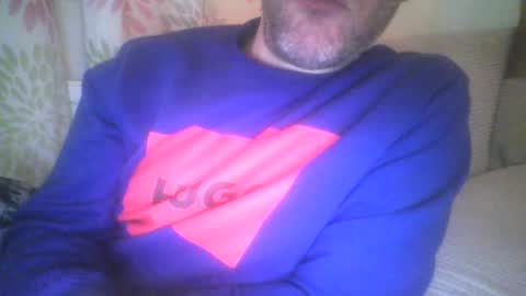 Snapshot of mikehockishuge9 chatting on October 2025 09:15:02 PM mikehockishuge9 online show from October 2025 09:15:02 PM