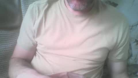 Snapshot of mikehockishuge9 chatting on November 2025 01:13:01 PM mikehockishuge9 online show from November 2025 01:13:01 PM