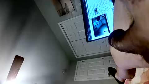 MikeHunt online show from May 2026 01:36:01 AM
