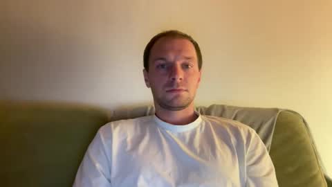 Snapshot of mikemalin8 chatting on November 2025 09:35:02 PM mikemalin8 online show from November 2025 09:35:02 PM