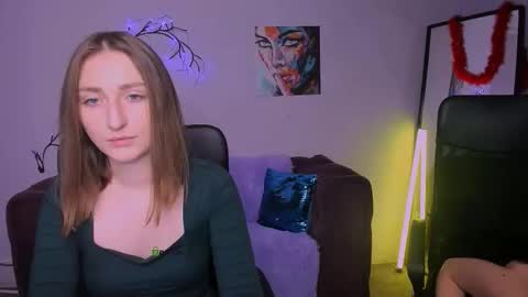 Miki online show from November 2025 07:57:01 AM