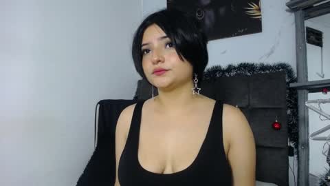 Mikoto Urb online show from January 2025 03:32:02 AM