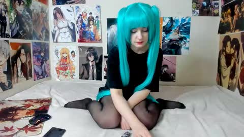 miku_frost online show from March 2026 11:44:01 PM