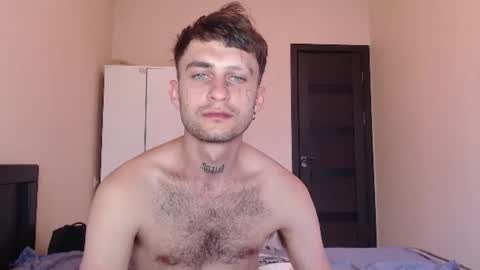 Snapshot of mikw63 chatting on August 2026 05:29:02 AM Sin online show from August 2026 05:29:02 AM