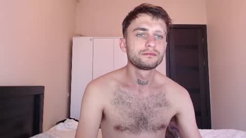Snapshot of mikw63 chatting on August 2026 05:20:01 AM Sin online show from August 2026 05:20:01 AM