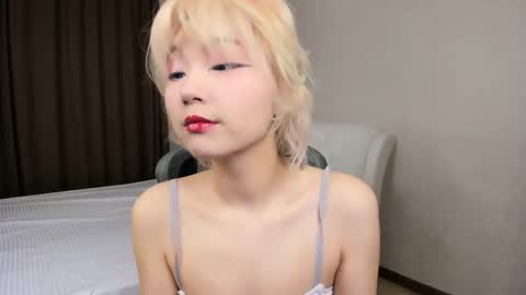 mil_waves online show from December 2025 12:43:02 PM