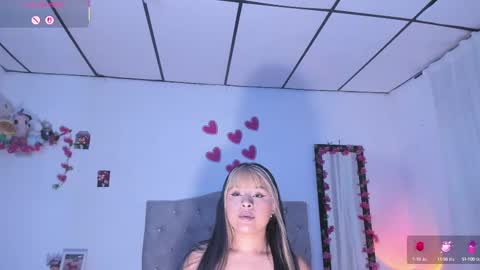 Snapshot of mila_1wood chatting on September 2025 12:32:01 AM mila_1wood online show from September 2025 12:32:01 AM