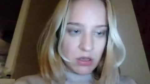 Mila 420 online show from November 2025 08:40:02 PM