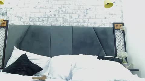 mila_adamss online show from January 2025 02:40:02 PM