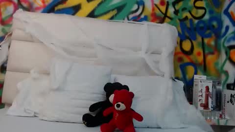 mila_adamss online show from October 2025 11:21:02 AM