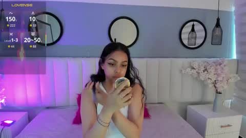 mila_hank online show from November 2025 12:27:02 PM