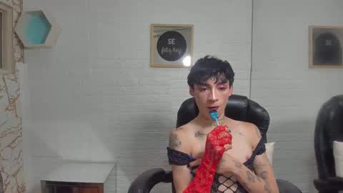 Mila online show from October 2025 03:12:02 AM