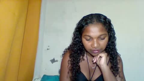 Snapshot of mila_lunah chatting on May 2026 02:32:02 PM mila_lunah online show from May 2026 02:32:02 PM
