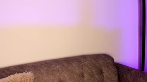     online show from February 2026 03:11:01 AM