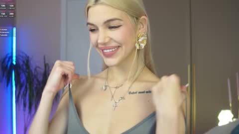 Mila and u can call me sweet bunny online show from February 2026 10:52:02 AM