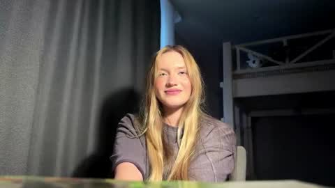 Snapshot of milacrummell chatting on June 2026 03:57:01 PM Haley online show from June 2026 03:57:01 PM