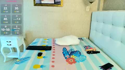 miladiosa online show from November 2025 12:15:01 PM