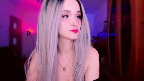 MiladyJolie online show from February 2026 08:52:01 AM