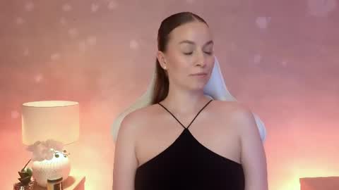 Mila Fleur online show from July 2026 04:56:01 PM