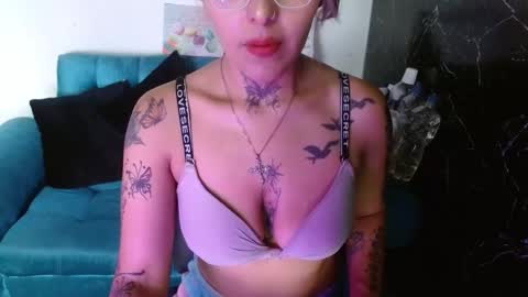 Snapshot of milafuckass chatting on October 2025 06:41:01 PM milafuckass online show from October 2025 06:41:01 PM