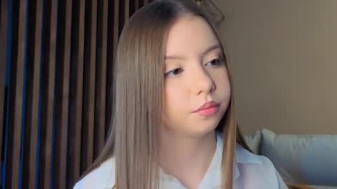 Mila online show from February 2026 02:35:01 PM