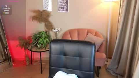 Snapshot of milana__key chatting on September 2025 09:27:02 PM Milana online show from September 2025 09:27:02 PM