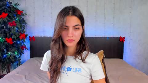 Milana online show from January 2025 11:19:02 AM