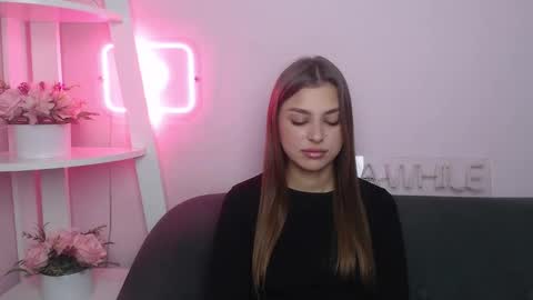 milanaangelas online show from October 2025 05:52:01 AM