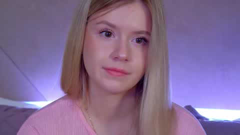 MilanaBalmain online show from February 2026 04:43:02 AM