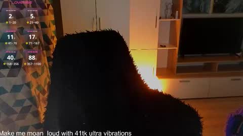 Snapshot of milanafox_ chatting on February 2026 08:07:01 PM Lana online show from February 2026 08:07:01 PM