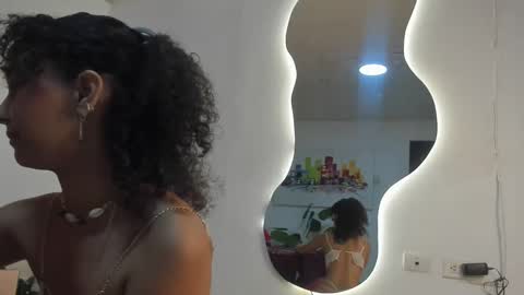 milanx2 online show from December 2024 09:04:02 PM