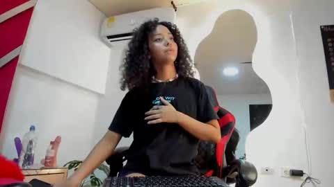 milanx2 online show from January 2025 01:43:01 AM