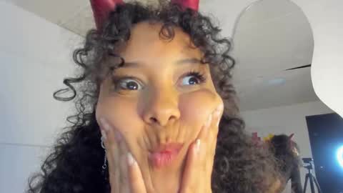 milanx2 online show from February 2025 04:26:01 AM