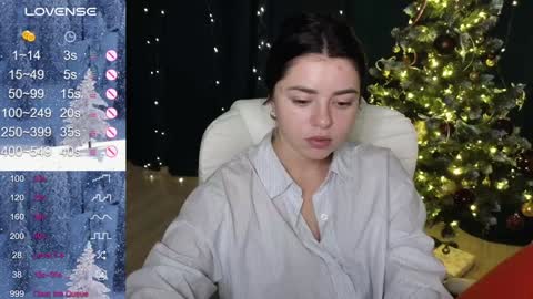 Snapshot of milania_hot_foxy chatting on December 2024 02:17:01 AM Mila online show from December 2024 02:17:01 AM