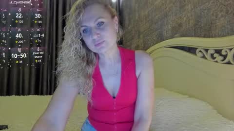milanna_x online show from October 2025 04:52:02 PM