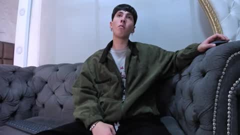 milanstone online show from November 2025 03:56:02 PM