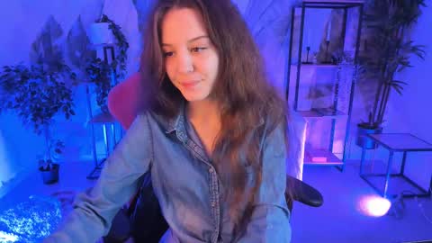 Snapshot of milastoyne chatting on December 2025 06:40:02 AM milastoyne online show from December 2025 06:40:02 AM