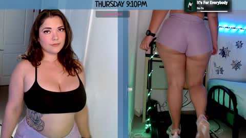Snapshot of milavalentinax chatting on December 2024 02:10:01 AM Mila Valentina online show from December 2024 02:10:01 AM