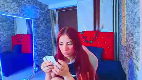 Ana online show from November 2025 09:32:01 PM