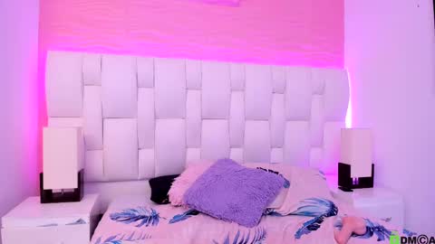 Snapshot of mile_loucrath chatting on January 2025 09:30:02 PM mile_loucrath online show from January 2025 09:30:02 PM