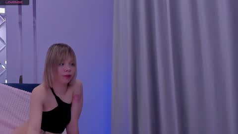 Snapshot of milena_brilliant chatting on October 2025 09:28:02 AM Milena online show from October 2025 09:28:02 AM